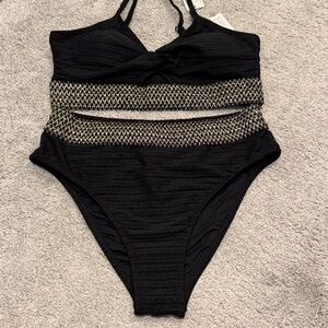 Cupshe Black and Gold Bikini